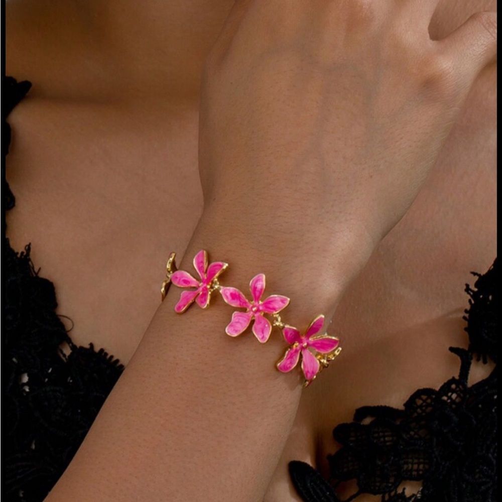 Floral Pink and Gold Bracelet A834